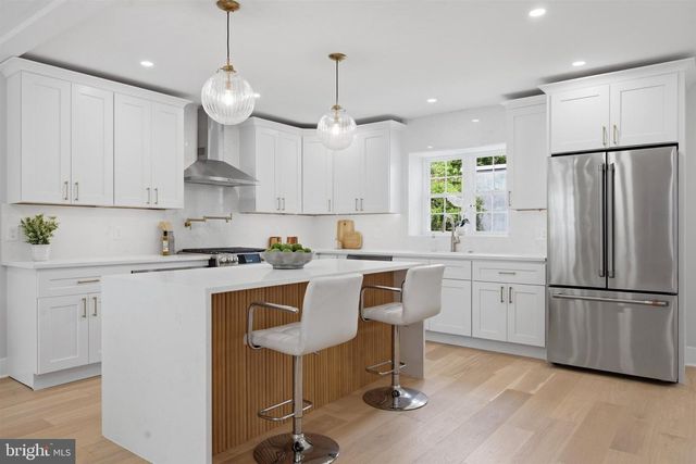 30 BUCK LN, Haverford, PA 19041