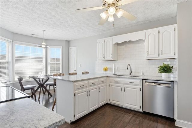 2334 Frettiesburg Drive, Rockmart, GA 30153