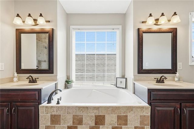 2334 Frettiesburg Drive, Rockmart, GA 30153