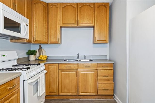 2334 Frettiesburg Drive, Rockmart, GA 30153