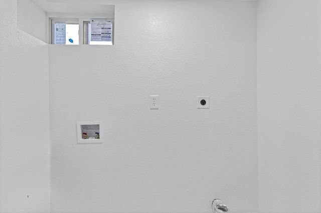 1223 W 32nd Street, Independence, MO 64055