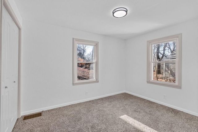 1223 W 32nd Street, Independence, MO 64055