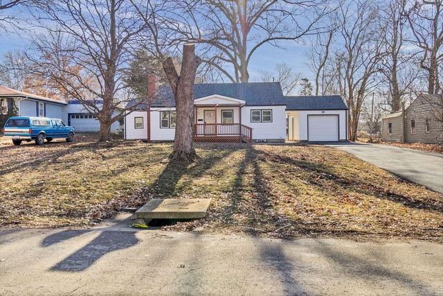 1223 W 32nd Street, Independence, MO 64055