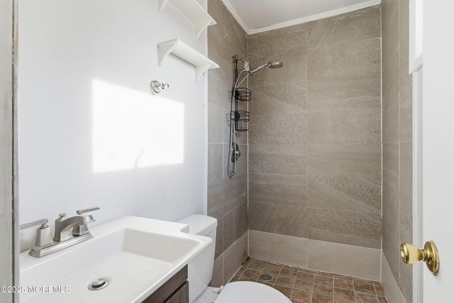 1000 Bismarck Street, Manchester, NJ 08759