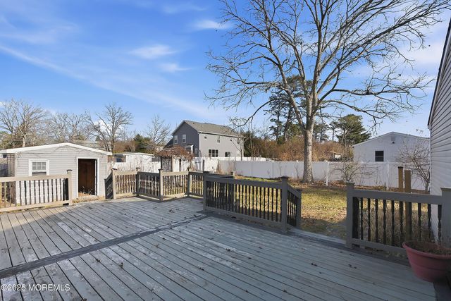 1000 Bismarck Street, Manchester, NJ 08759