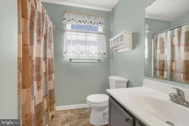 480 HOLLOW RD, Stewartstown, PA 17363