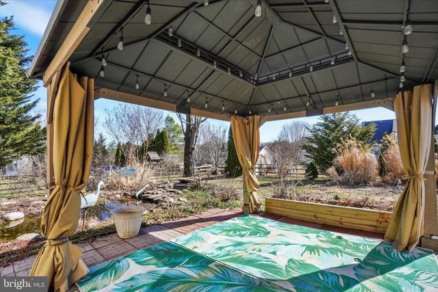 480 HOLLOW RD, Stewartstown, PA 17363