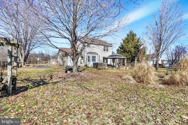 480 HOLLOW RD, Stewartstown, PA 17363