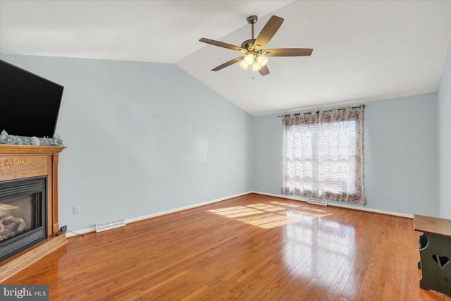 480 HOLLOW RD, Stewartstown, PA 17363