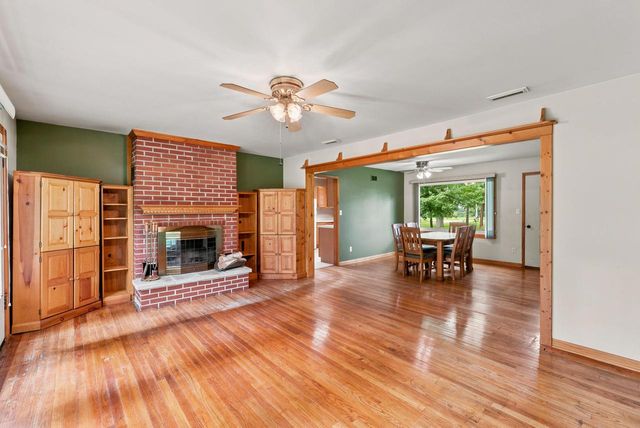 4939 Mound ROAD, Elkhorn, WI 53121