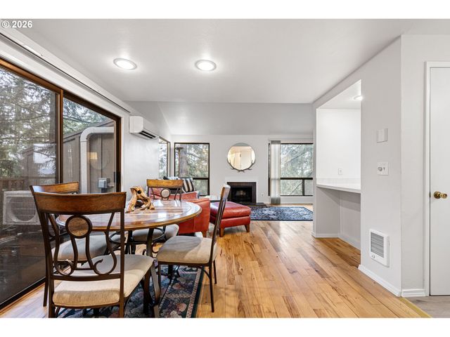 149 TREEHILL Loop, Eugene, OR 97405