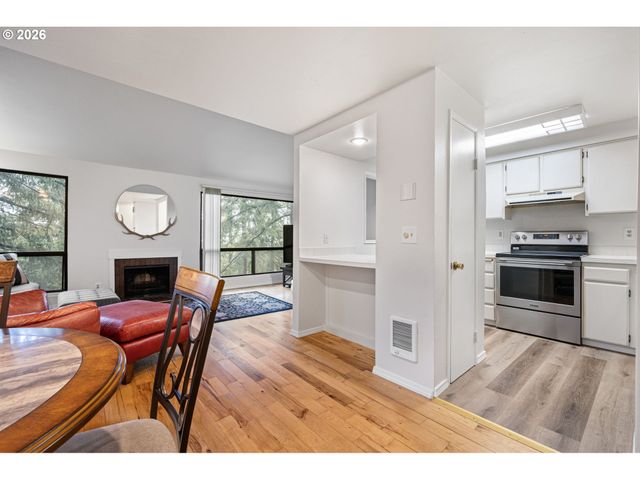 149 TREEHILL Loop, Eugene, OR 97405