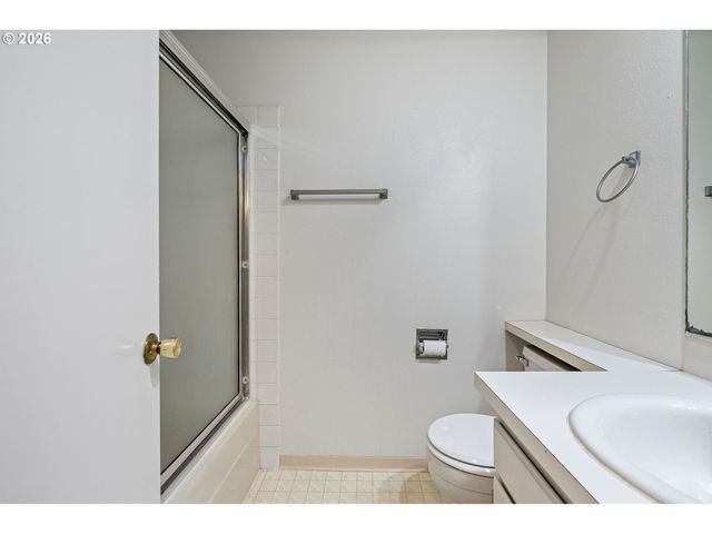 149 TREEHILL Loop, Eugene, OR 97405