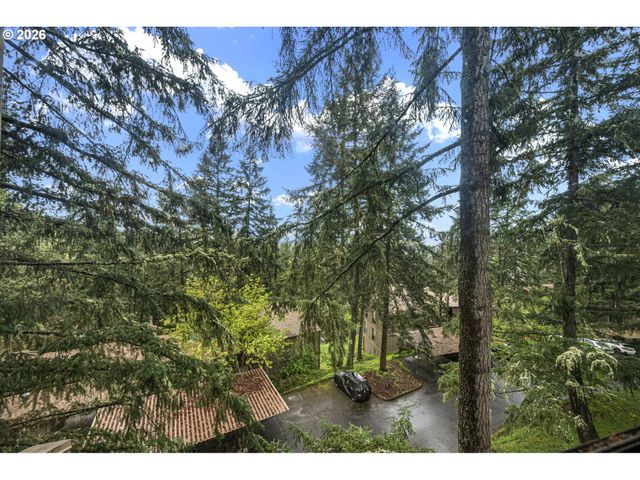 149 TREEHILL Loop, Eugene, OR 97405