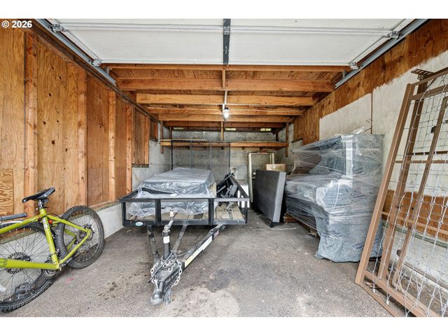 149 TREEHILL Loop, Eugene, OR 97405