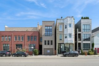 2451 N CLYBOURN Avenue 16, Chicago, IL 60614