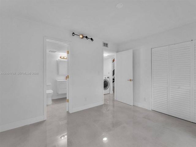 3427 Atlanta Dr, Hollywood, FL 33021