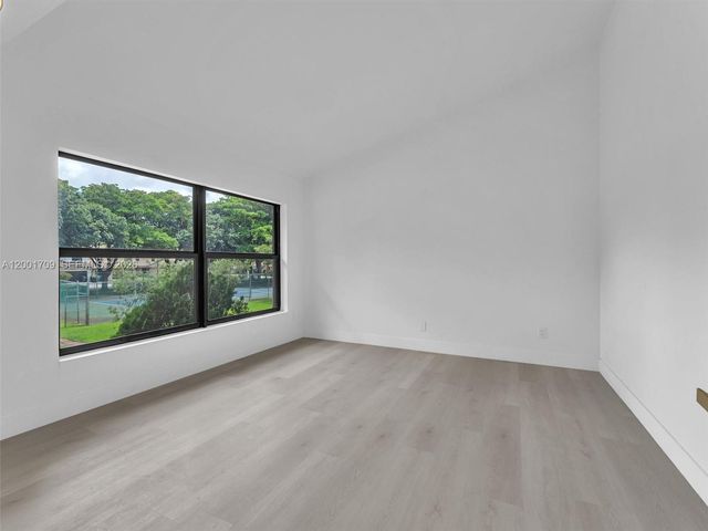 3427 Atlanta Dr, Hollywood, FL 33021