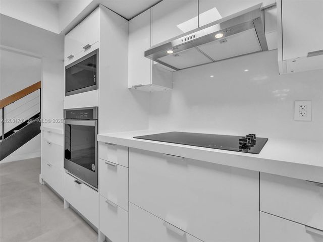 3427 Atlanta Dr, Hollywood, FL 33021