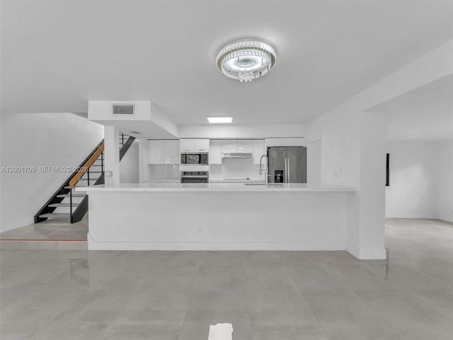 3427 Atlanta Dr, Hollywood, FL 33021