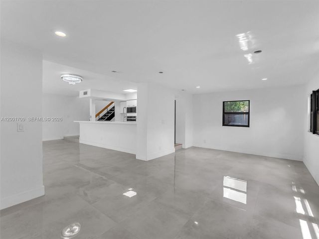 3427 Atlanta Dr, Hollywood, FL 33021