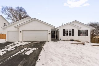 11291 LINDEN BLOSSOM Lane, Roscoe, IL 61073
