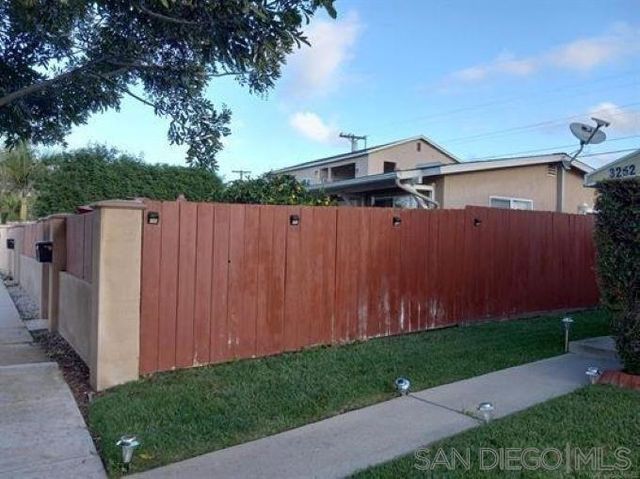 3248 CLAIREMONT MESA BOULEVARD, San Diego, CA 92117