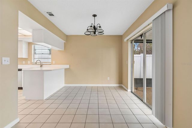 8301 IBERIA PLACE, Tampa, FL 33637