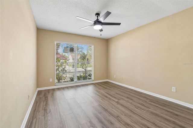 8301 IBERIA PLACE, Tampa, FL 33637