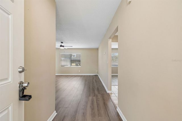 8301 IBERIA PLACE, Tampa, FL 33637