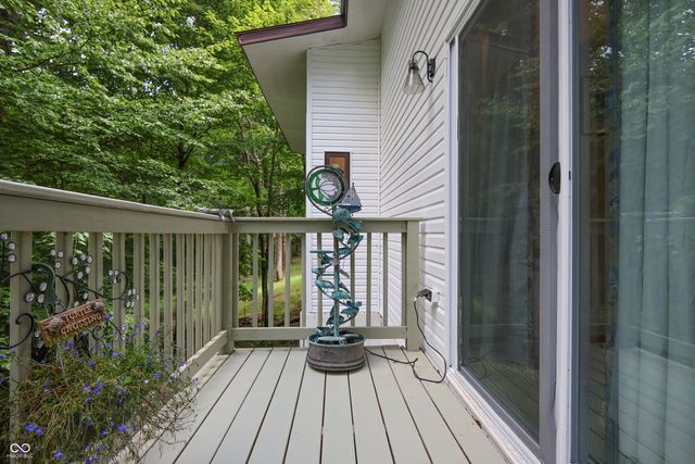 8167 Center Lake Road, Nineveh, IN 46164