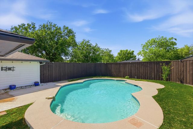 2623 Seedling Lane, Dallas, TX 75287