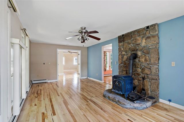 813 South Road, South Kingstown, RI 02879