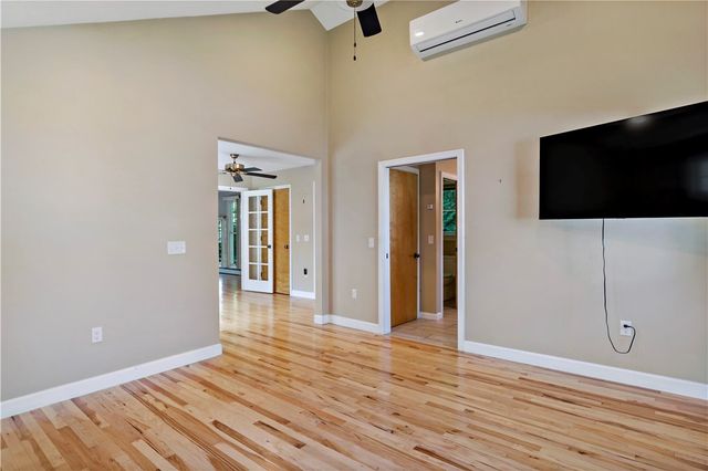 813 South Road, South Kingstown, RI 02879