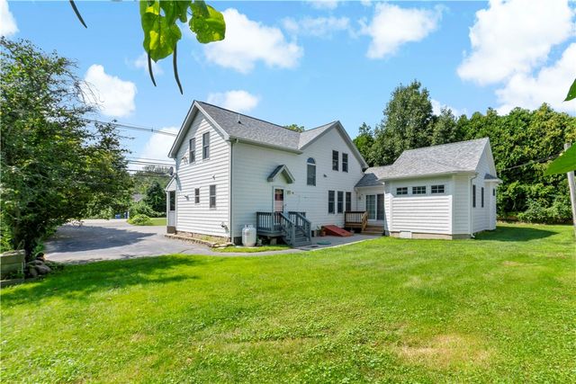 813 South Road, South Kingstown, RI 02879