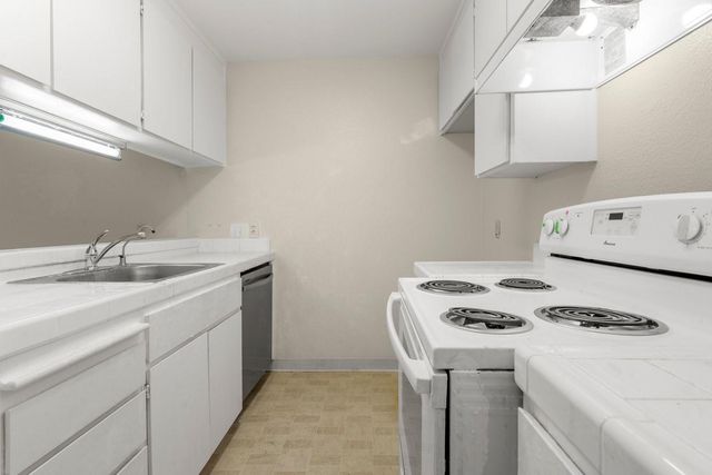 293 Tradewinds Drive 1, San Jose, CA 95123