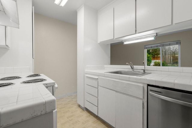 293 Tradewinds Drive 1, San Jose, CA 95123