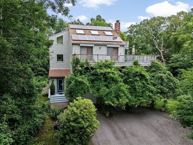 15 Nonantum Rd, Plymouth, MA 02360