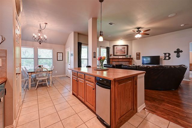 386 Phillips Court, Fate, TX 75087