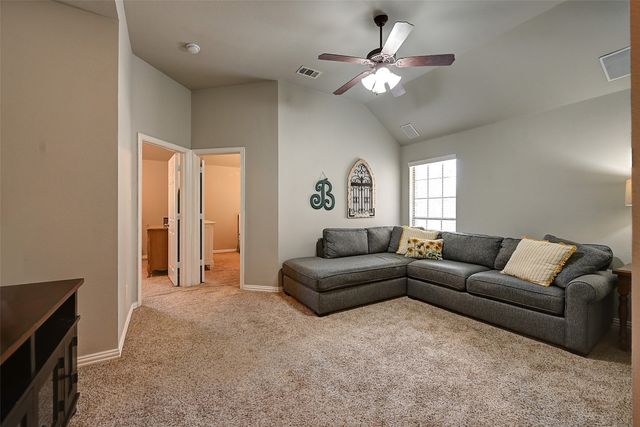 386 Phillips Court, Fate, TX 75087