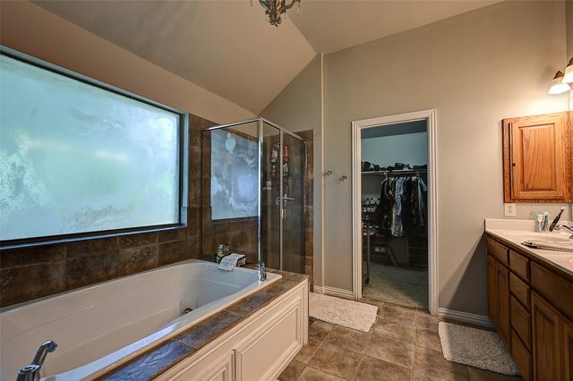 386 Phillips Court, Fate, TX 75087