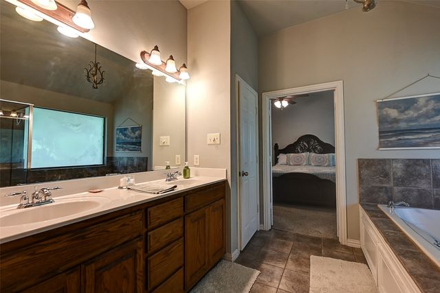 386 Phillips Court, Fate, TX 75087