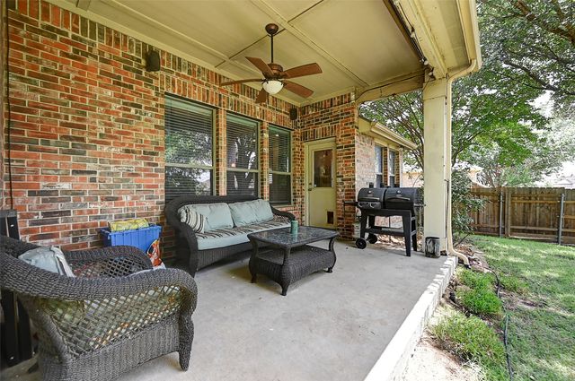 386 Phillips Court, Fate, TX 75087