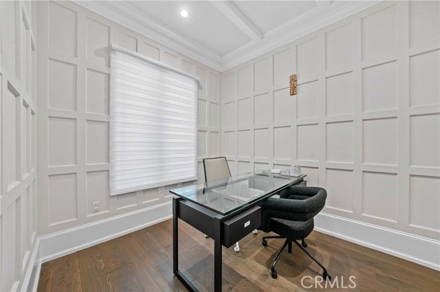 823 S Bundy Drive 110, Los Angeles, CA 90049