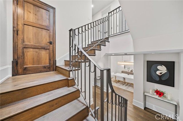 823 S Bundy Drive 110, Los Angeles, CA 90049