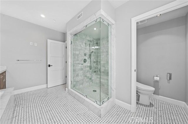 823 S Bundy Drive 110, Los Angeles, CA 90049