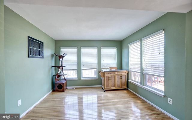 102 CAGNEY TER SE, Leesburg, VA 20175