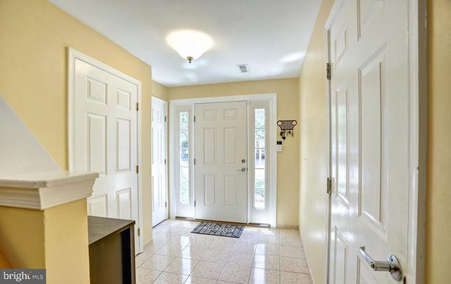 102 CAGNEY TER SE, Leesburg, VA 20175