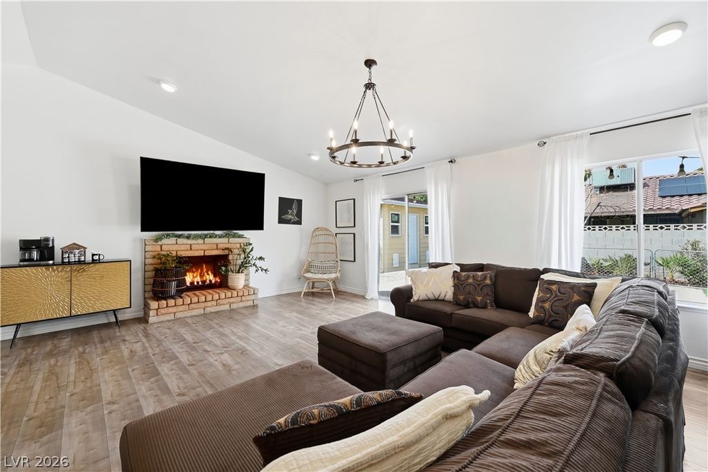6436 Beechcrest Road, Las Vegas, NV 89108 — photo 4