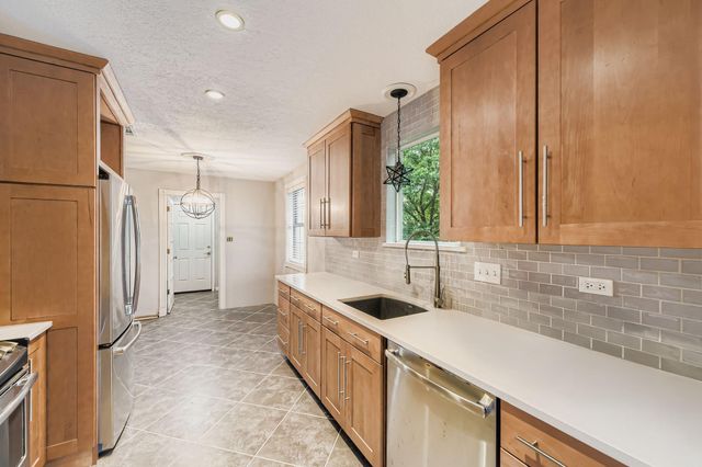 11007 Ensbrook Drive, Houston, TX 77099